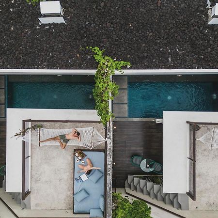 Ayona Villa Seminyak By Ini Vie Hospitality Exterior photo