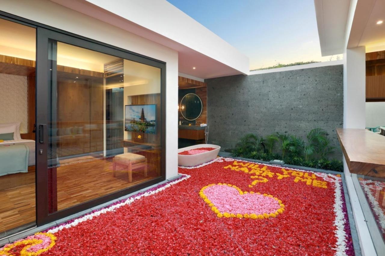 Ayona Villa Seminyak By Ini Vie Hospitality Exterior photo