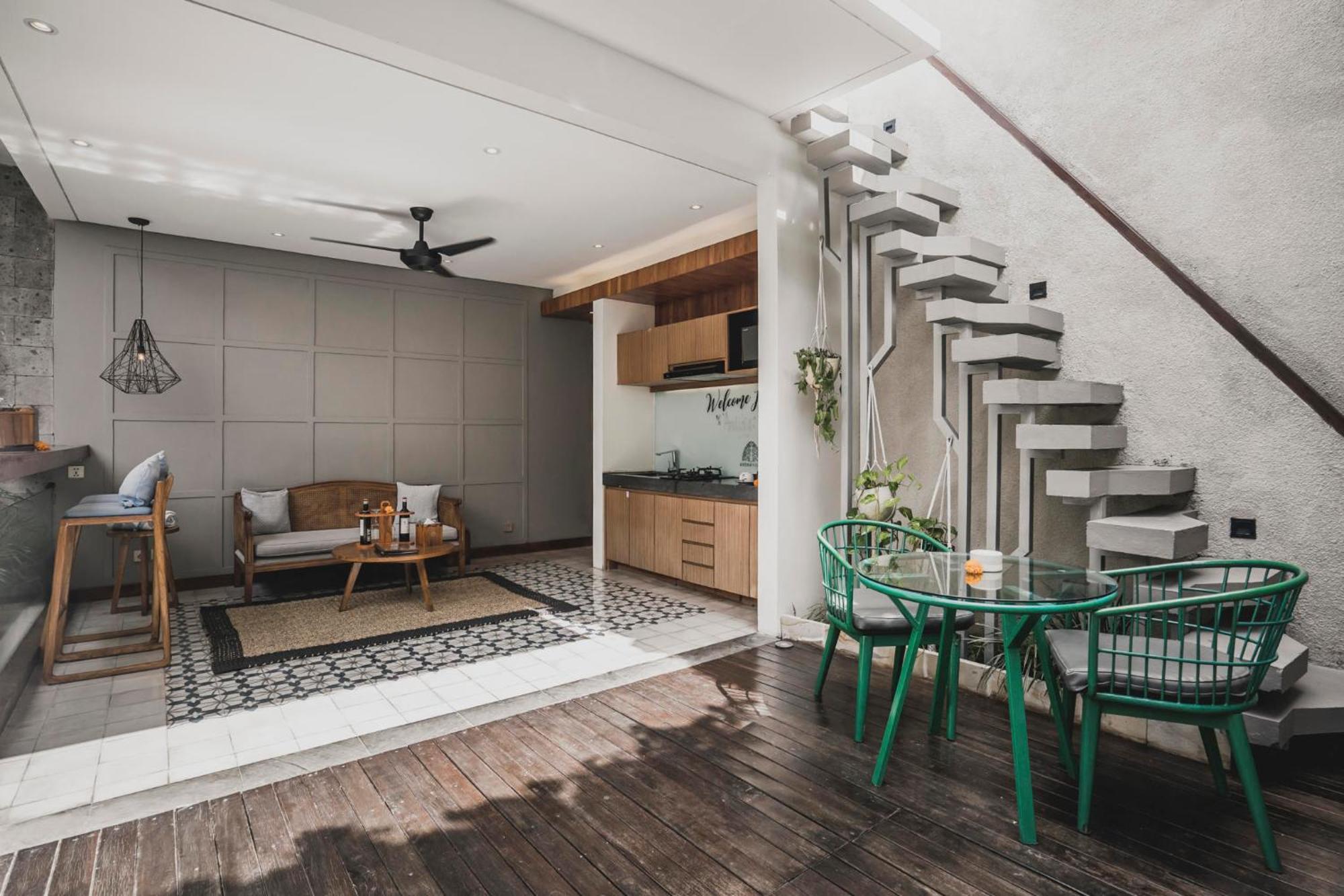 Ayona Villa Seminyak By Ini Vie Hospitality Exterior photo